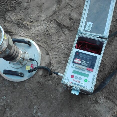 Photo 6. ZORN ZFG 2000 dynamic plate for the determination of the soil compaction index